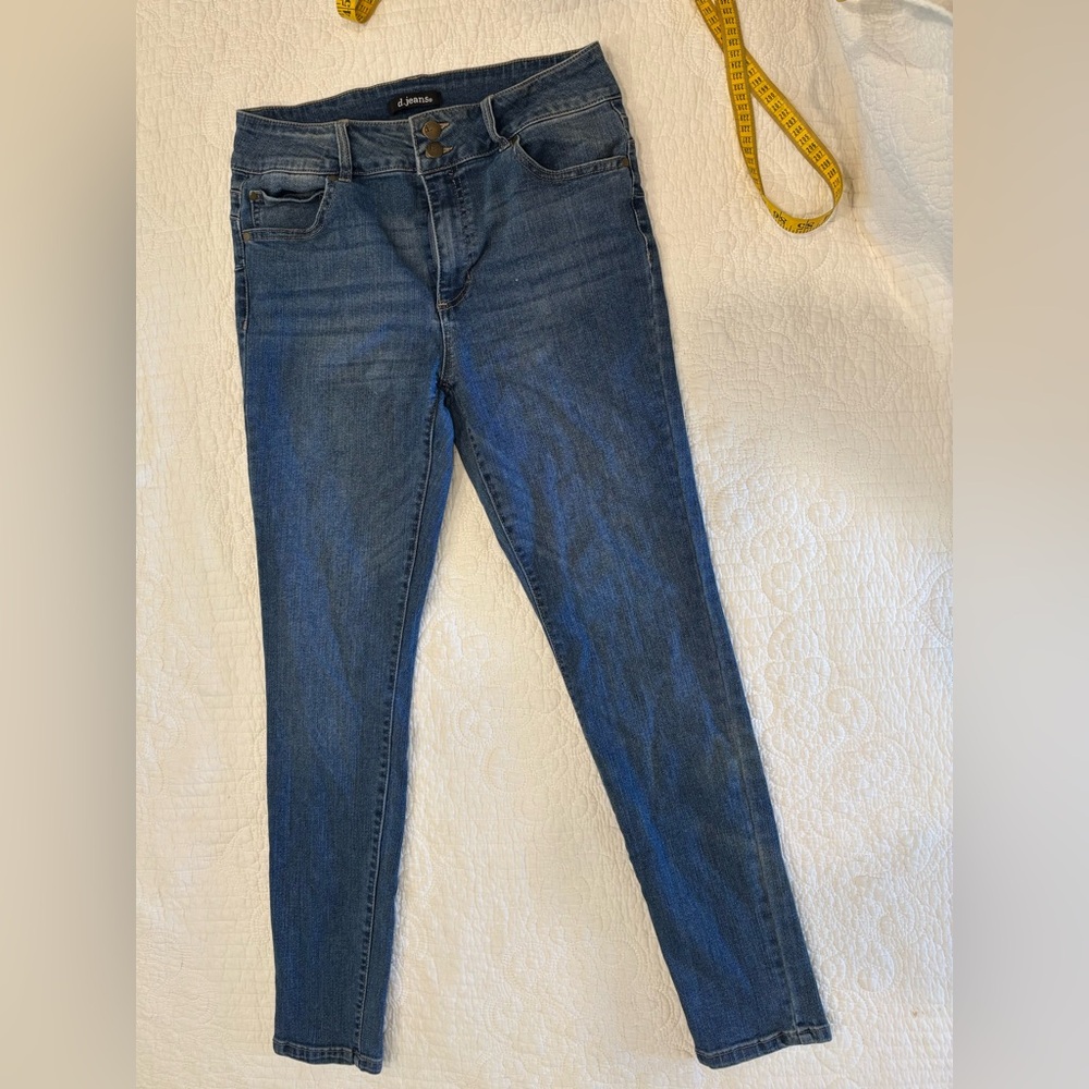D.jeans size 8 Blue Skinny Jeans with Stretchy Fit